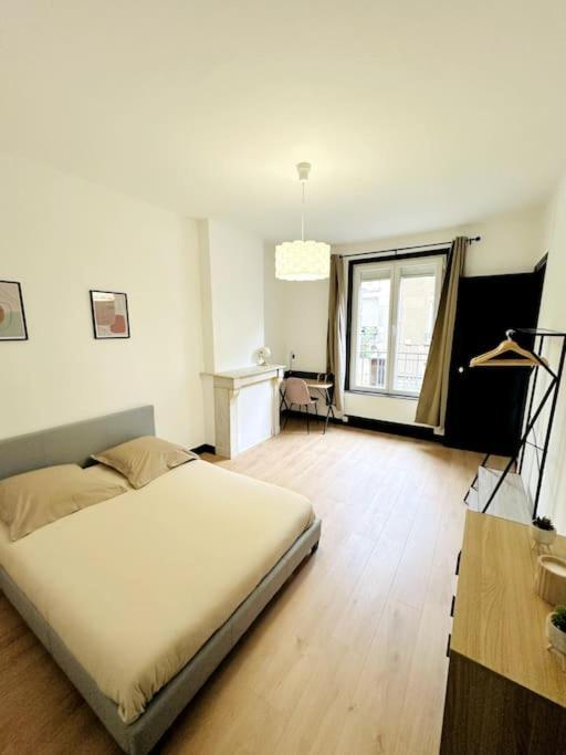 Ferienwohnung Le Moderne Charleville-Mézières Exterior foto