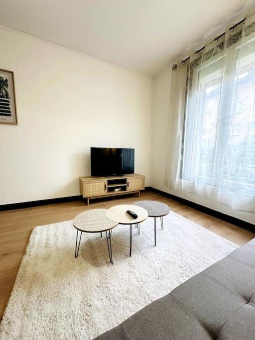 Ferienwohnung Le Moderne Charleville-Mézières Exterior foto