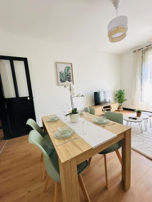 Ferienwohnung Le Moderne Charleville-Mézières Exterior foto