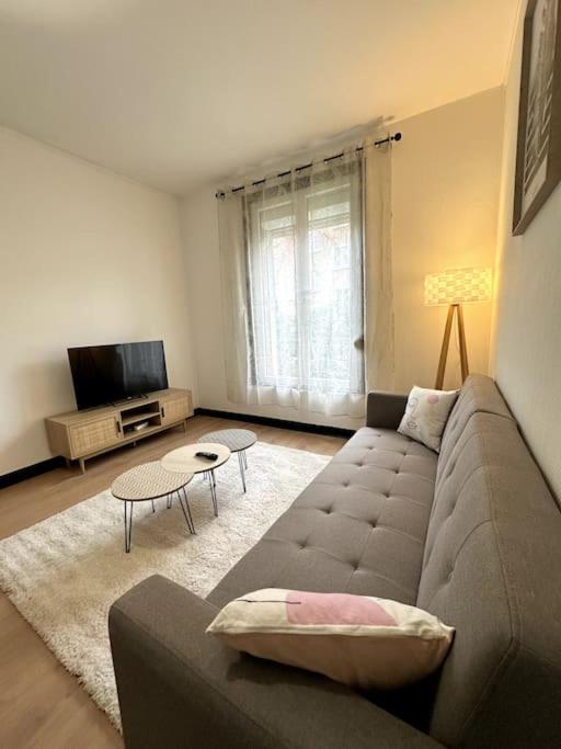 Ferienwohnung Le Moderne Charleville-Mézières Exterior foto
